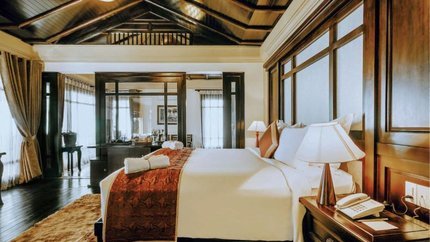 Impeccable Beach Step Villa