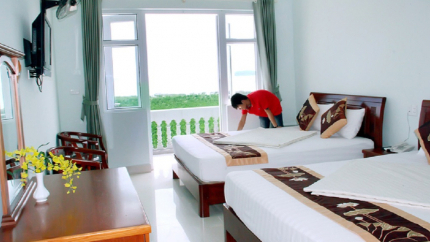 Phòng Deluxe Twin Tại Ann Quảng Ninh Hotel