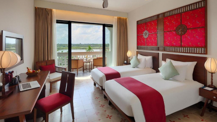 Grand Deluxe Twin River view