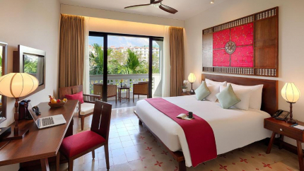 Grand Deluxe Double Town View