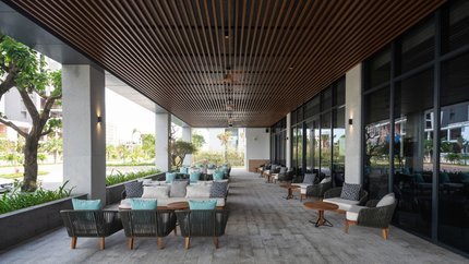 Không gian ngoài trời