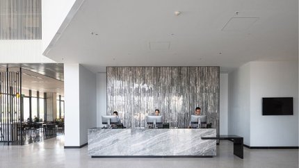 Lễ tân khách sạn