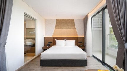 Executive Ocean Wing Room