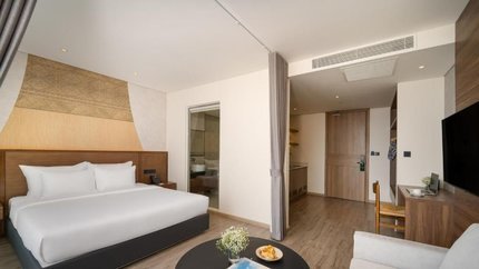 Premium Ocean Wing Room