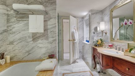 Phòng vệ sinh thiết kế vô cùng sang trọng