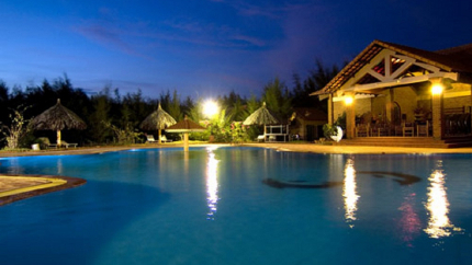 Hồ Bơi KeGa Lighthouse Resort