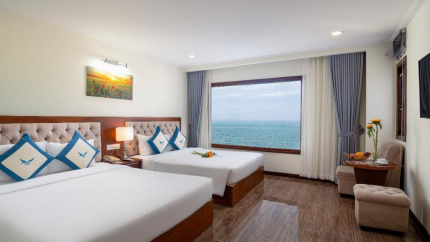 Phòng Family Hướng Biển Tại Apus Nha Trang Hotel