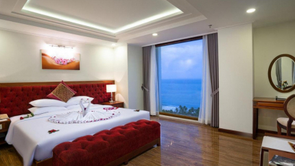 Phòng VIP Suite Apus Hotel Nha Trang