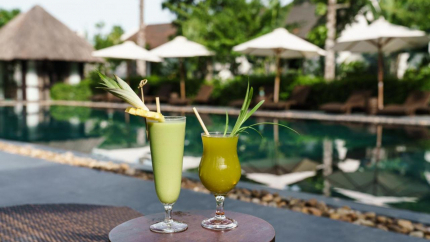 Quầy bar bể bơi