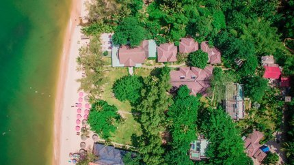 Resort đặt vị trí hướng toàn bộ ra biển