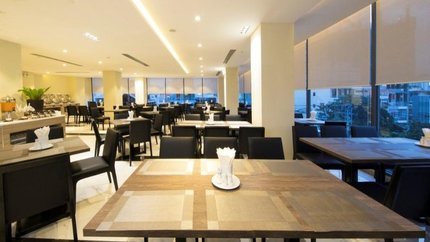 Nhà hàng khách sạn