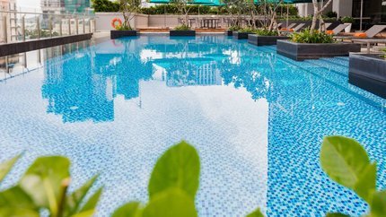 Bể bơi ngoài trời