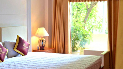 Phòng Superior tại khách sạn Asian 3*