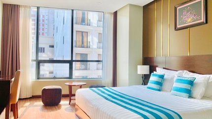 Superior city view với hệ thống cửa sổ lớn