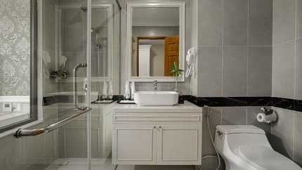 Phòng tắm thiết kế sang trọng