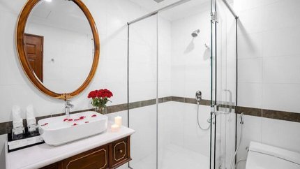 Phòng tắm đứng tinh tế