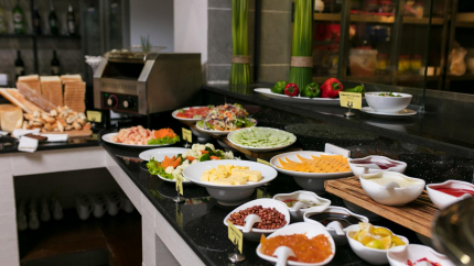 Buffet sáng Azure Sapa Hotel