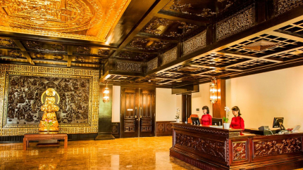 Quầy Lễ Tân Bái Đính Hotel Ninh Bình