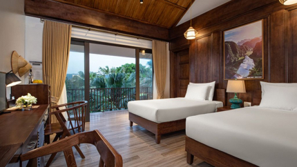 Deluxe Connecting Pool View tại khu nghỉ dưỡng Riverside Bái Đính 4*