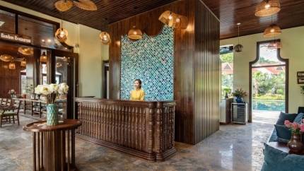 Quầy Lễ tân 4* Bái Đính Riverside Resort