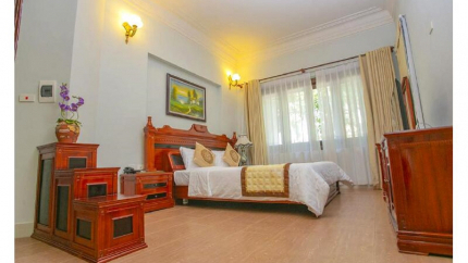 Deluxe Twin/Double Mountain View