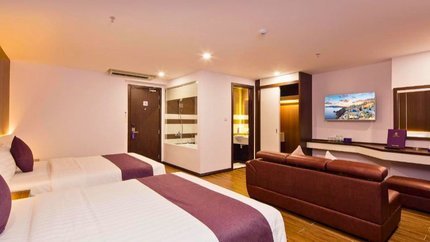 Phòng có khu vực ghế sofa