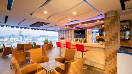 Pool Bar tại tại thượng