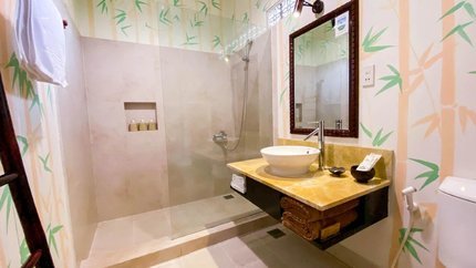 Phòng vệ sinh khéo kín với đầy đủ tiện nghi