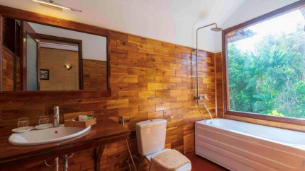 Phòng tắm Bambusa Resort Phú Quốc