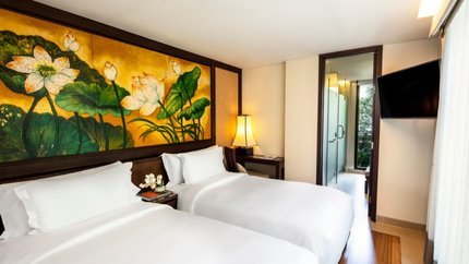 Three-Bedroom Seaview Hill Pool Villa