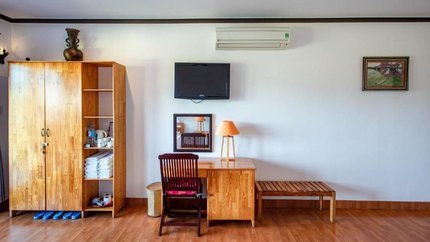 Tiện nghi đầy đủ, phòng có ti vi