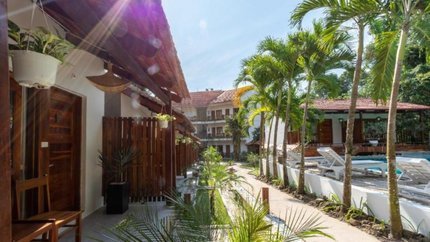 Resort đón nắng sớm bình minh
