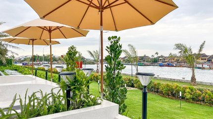 View hướng sông của Bay Resort Hoi An