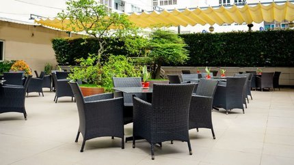 Phục vụ đồ ăn trưa hàng ngày