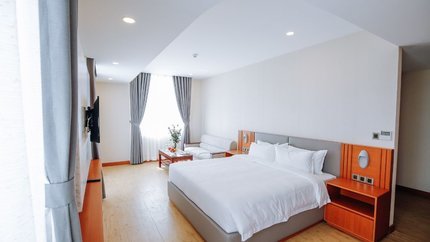 Phòng với cửa sổ lớn