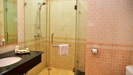 Phòng tắm đầy đủ tiện nghi