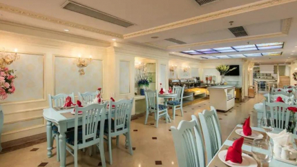 Nhà hàng Beryl Palace