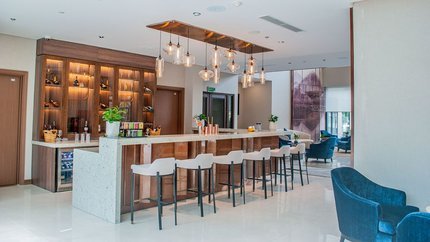 Quầy bar tại sảnh khách sạn