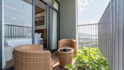 Ban công rộng rãi hướng biển