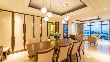 Không gian phòng bếp sang trọng