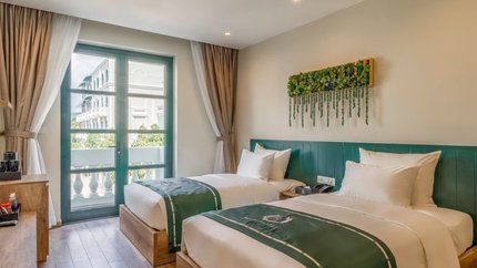 Deluxe Twin Park View