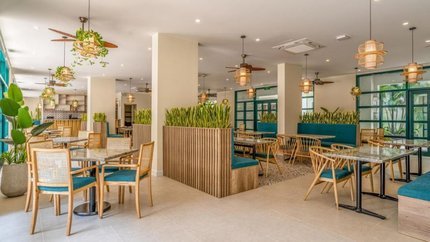 Nhà hàng khách sạn