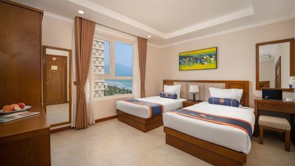 Executive connecting