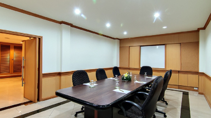 Tiện nghi phòng hop