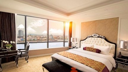 View 2-Bdm Suite Apartment