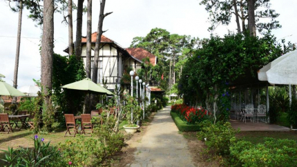 Khu vực nhà hàng Cadasa Resort Đà Lạt