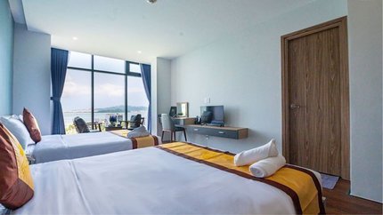 Phòng Luxury Hướng Hồ