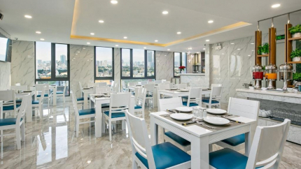 Không gian nhà hàng Calix Đà Nẵng 3 sao