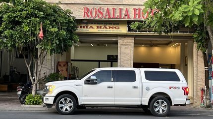 Cát Bà Rosalia Hotel