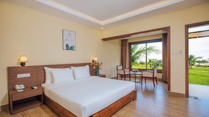 Các phòng đều có cửa số hướng vườn